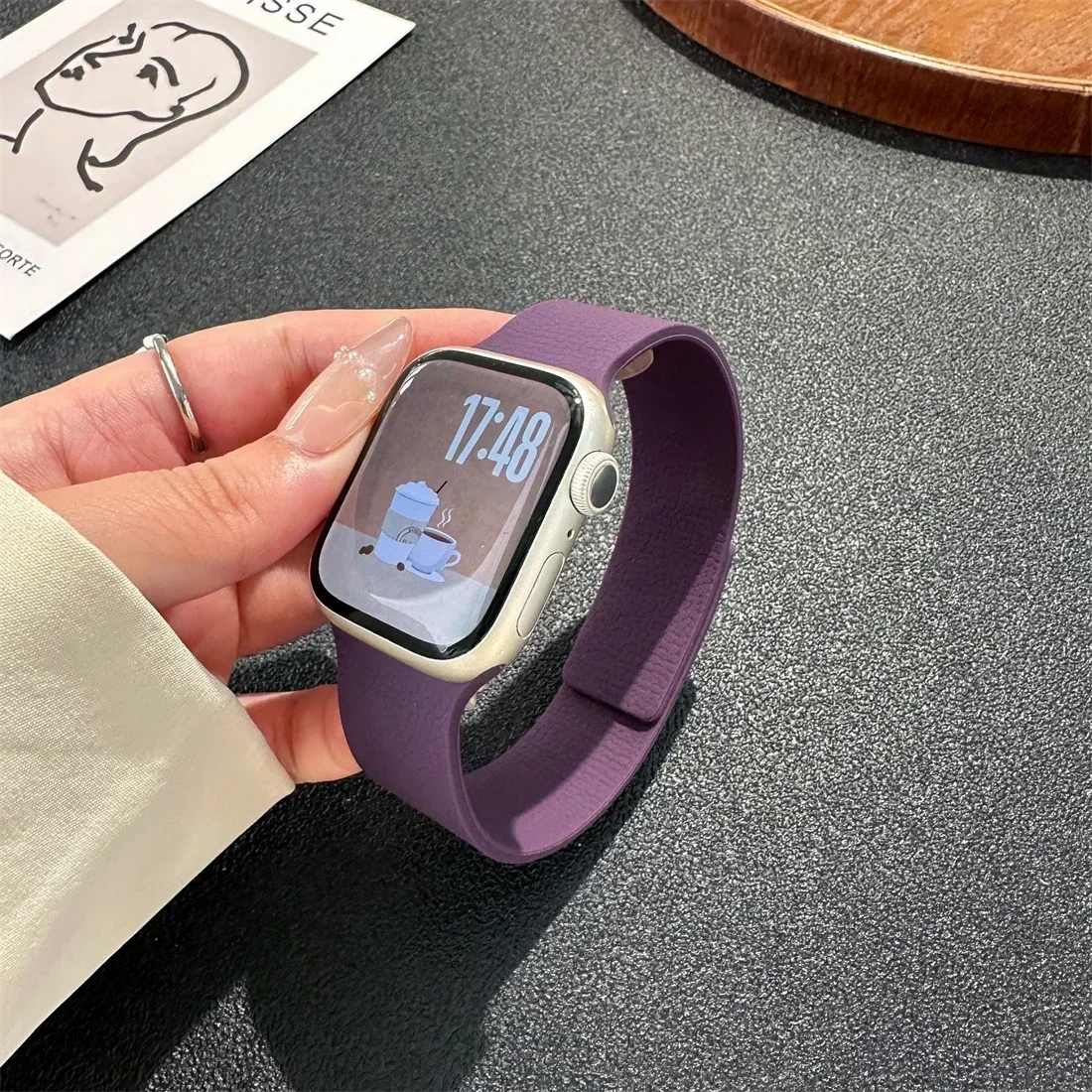 2025 Neues Silikon-Magnetarmband für Apple Watch Ultra2-3 49 mm 45/42/46/40/41 mm Sportarmband Serie 11 10 9 8 7 6 5 4 SE Band – Detail 39