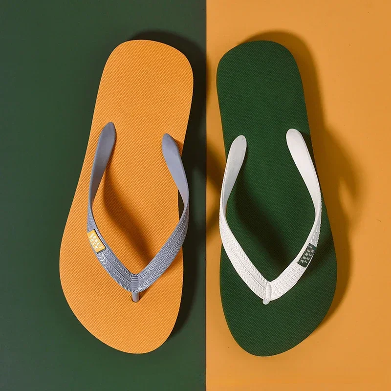 Men's Minimalist Flip Flops  Summer Fashion Outdoor Anti Slip Wear-resistant Sports Sandals with Soft Beach Casual Shoes