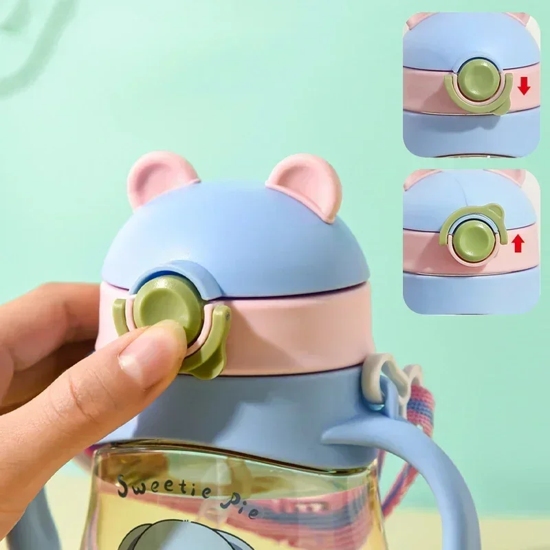 귀여운  물 컵 밀짚 안티-질식 유치원 어린이 물 컵 중력 공 Duckbill 컵  음주 물건 410ML