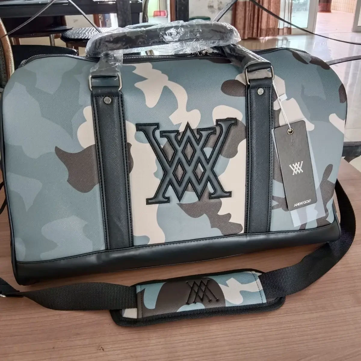 

2023 New Golf Handbag Wear-resistant Waterproof Cross Bag Individual Shoes Bag High Quality Golf Clothing Bag 골프 가방