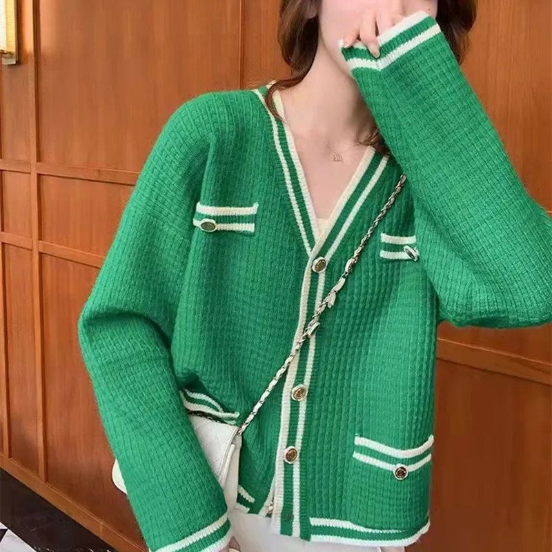 

Early Autumn V-neck Short Sweater Women's New Contrast Single breasted Top Long Sleeve Knitted Cardigan