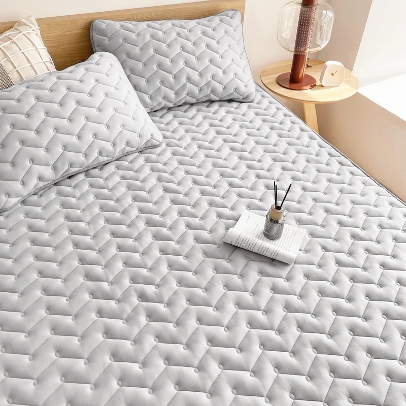 2025 New Solid Color Waterproof Bed Hat Wavy Cotton Anti-bacterial Mattress Cover Protector Skin-friendly Bed Cover with Elastic 3