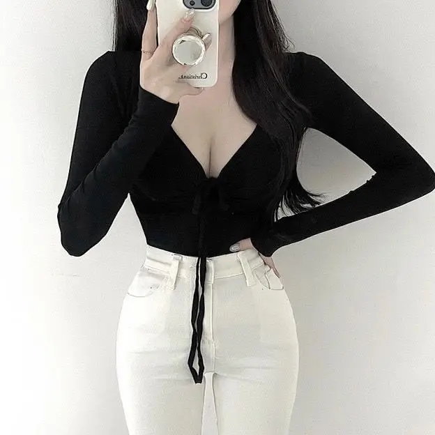 Women's Monochromatic Deep V Low Neck Long Sleeve T-Shirt, Sexy Fashion Tops, Elegant Temperament Tops, Summer Clothes, Trend - Image 4
