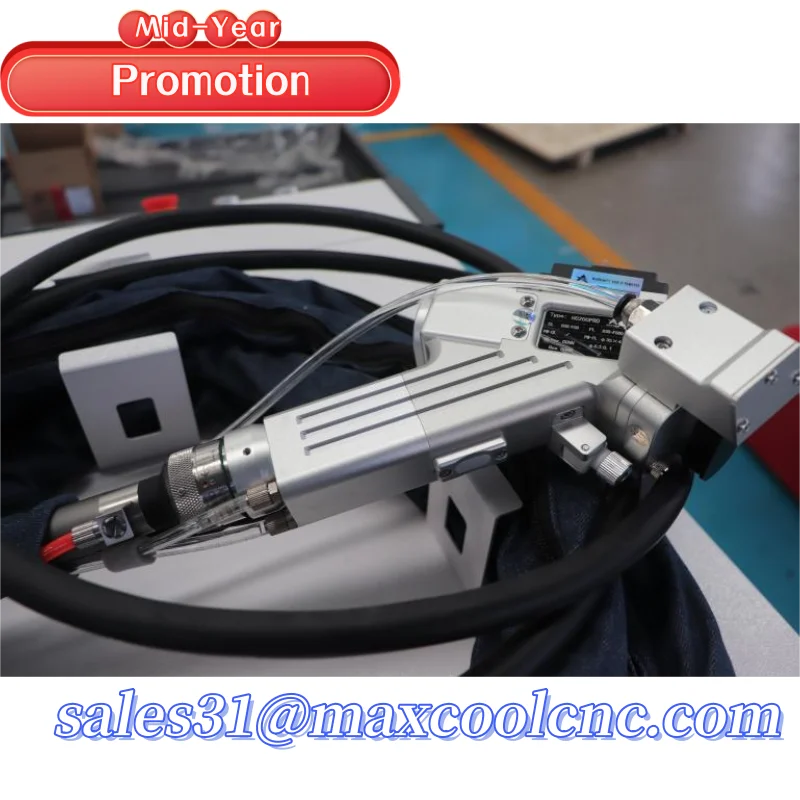 Continuous Laser Cleaning Machine Remove Rust Paint stripping Metal Raycus Jpt Max Mini Fiber Laser Cleaning Welding Machine 5