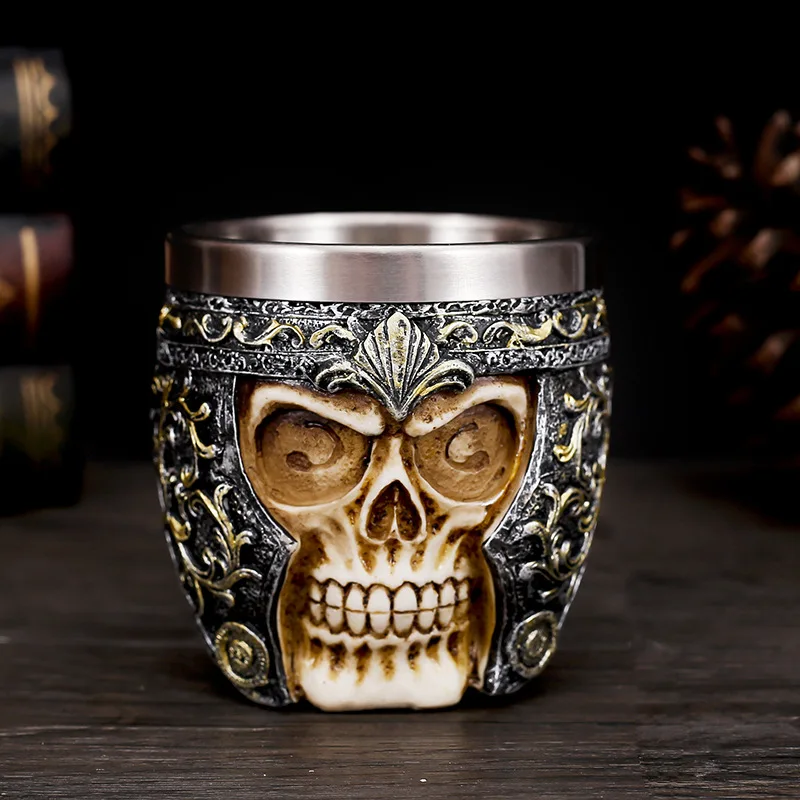 Drinking Glasses Horrible Resin Stainless Steel Skull Cup 200ml Shot Glass Gothic Beer Mug Vodka Cup Whiskey Glasses Bar Drinkware Halloween Gift