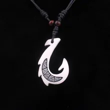 

1pc Resin Bone Pendant Necklace Tribal Maori Fish Hook Pendants Amulet Necklace Ethnic Style Women Men Jewelry Gift
