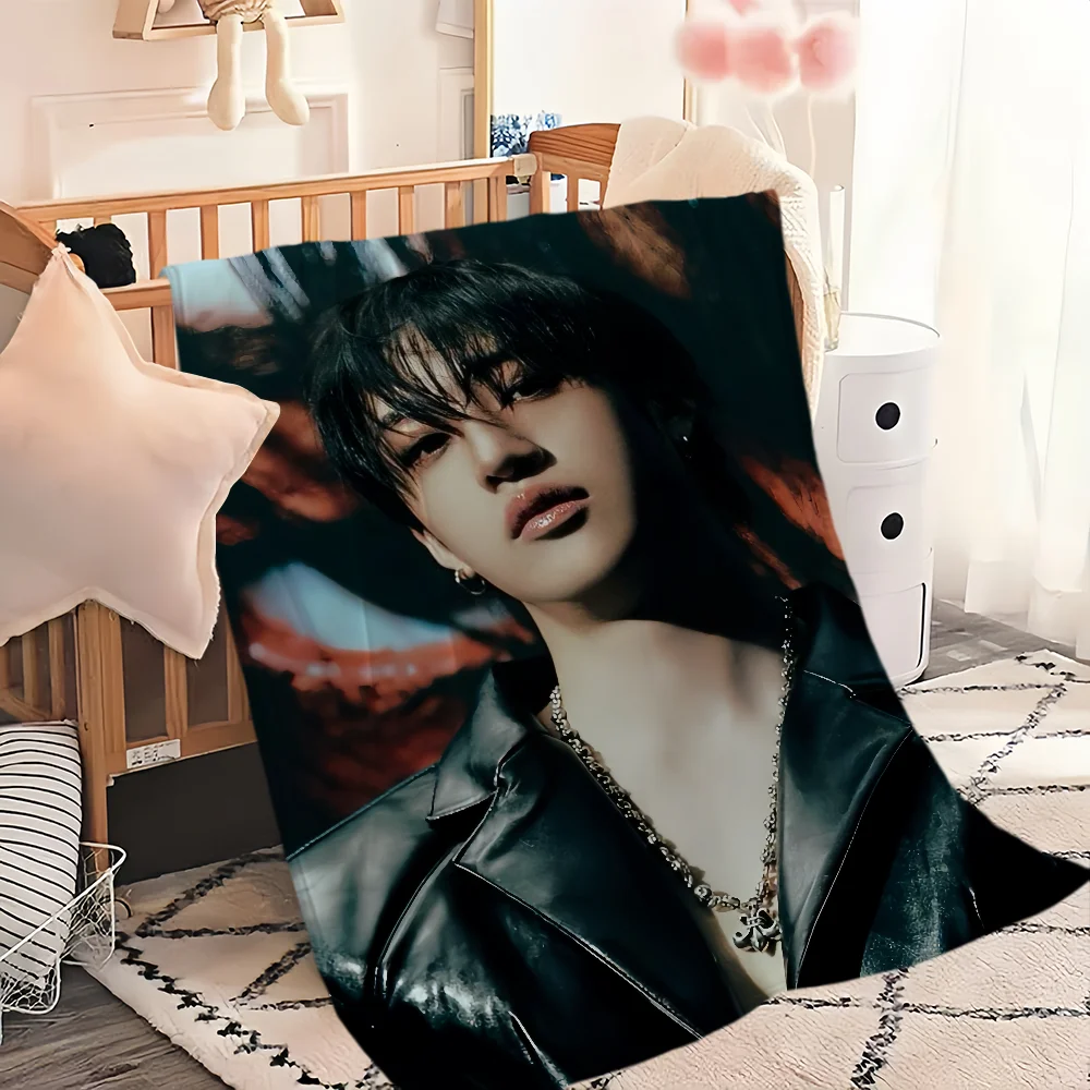 Four idol seasons warm soft B-Bang C-Chans plush blanket suitable for sofa living room office bedroom travel K-KPOP gift Flannel 3
