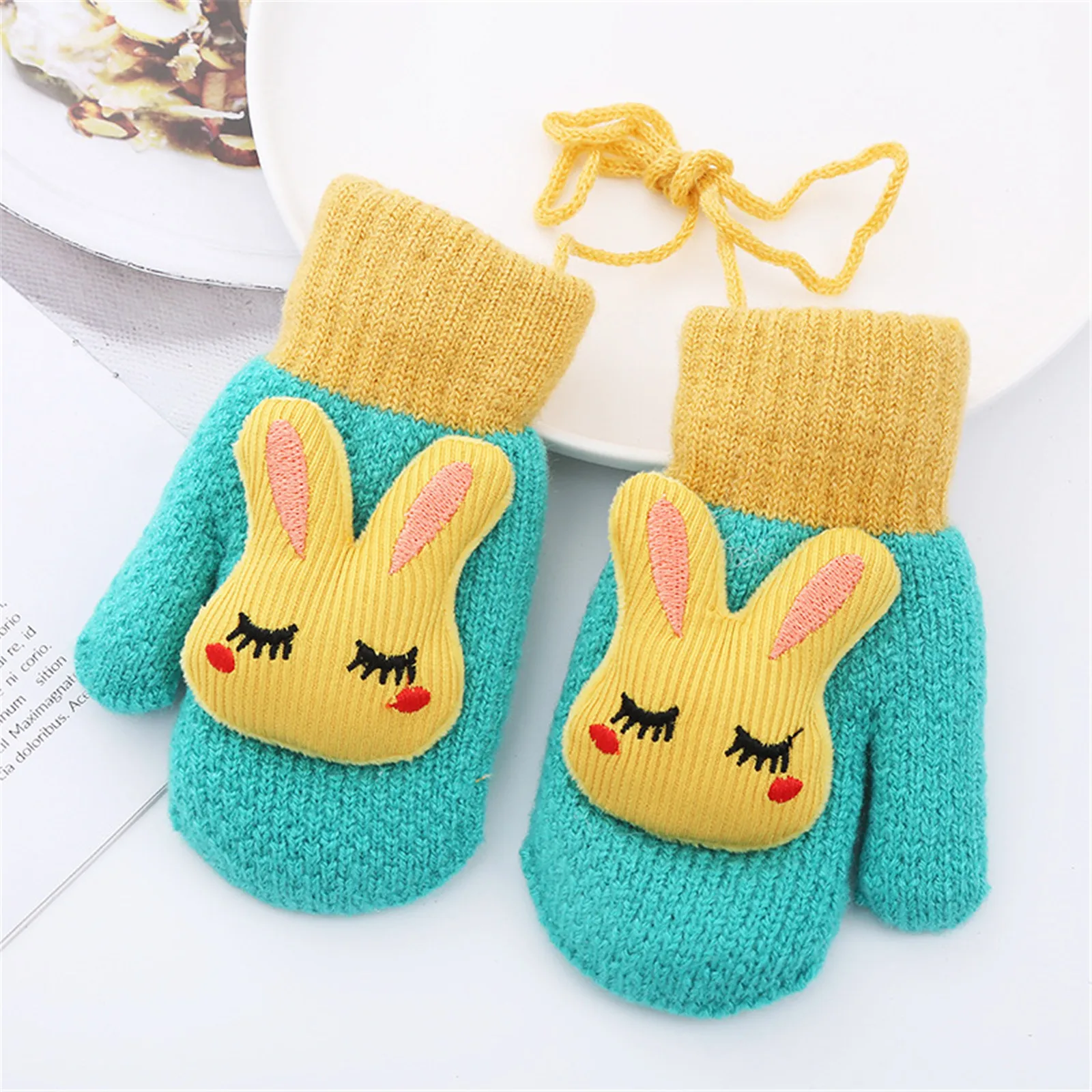 Thicken Mittens for Children Kids Mittens Winter Cute Knitted Gloves Toddler Warm Rope 0-3Years Boy Girl Baby Hand Gloves 4