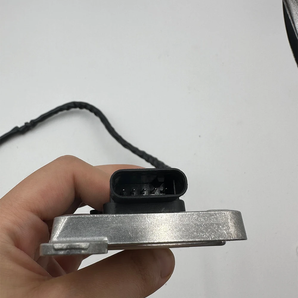 High Quality Chips N-GK Probe A0009053403 5WK96681D NOx Sensor 5WK96681E 0009053403 A0009055100 For Mercedes Benz W166 W212 W222 5