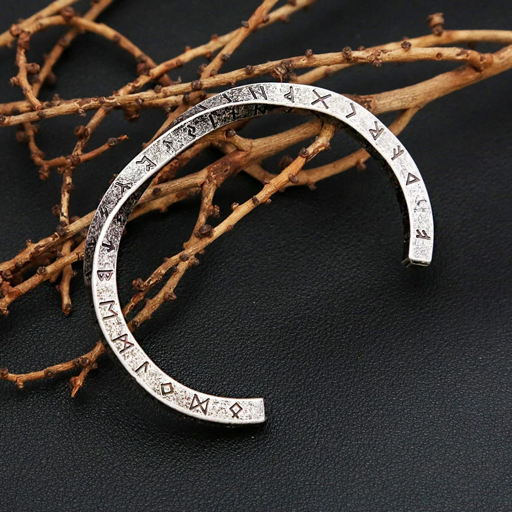 Black Stainless Steel Viking Rune Bracelets For Men Vintage Nordic Bracelet Fashion Biker Amulet Jewelry Gifts