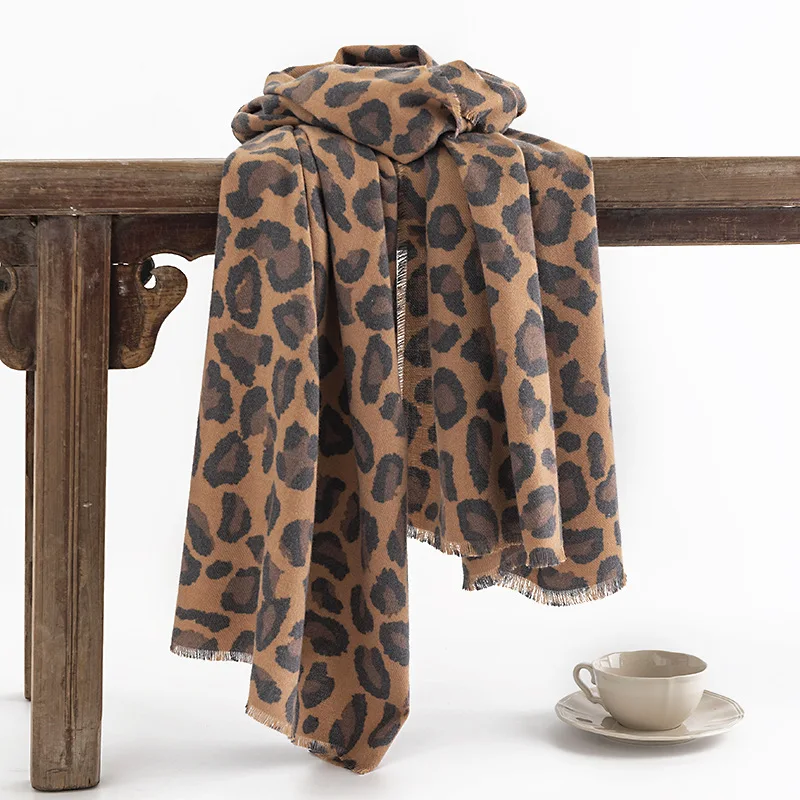 Street Style Leopard Print 2023 Autumn and Winter Shawl Warm Scarf Fashionable Elegant Cashmere-like Women's Scarf