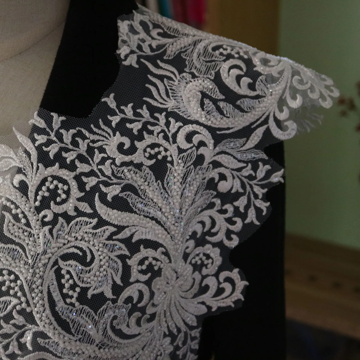 32cm*1yard Fashion sequins beaded lace trimmings for wedding dresses DIY sewing flower embroidered trims