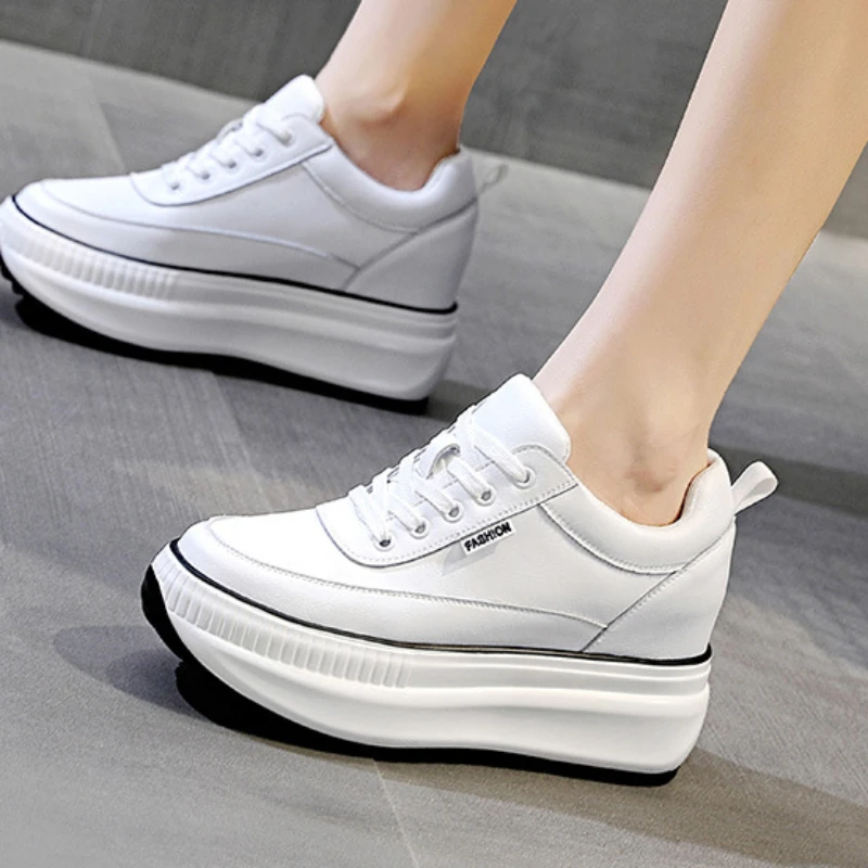 

Женские кроссовки на платформе, черные повседневные кроссовки на толстой подошве, со шнуровкой, без застежки, удобная прогулочная обувь, Осень-зима 2023