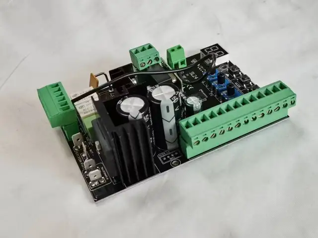 Universal Control unit for sliding gate opener 24Vdc SL24 Model  has port for Photocells input Limit switch 2