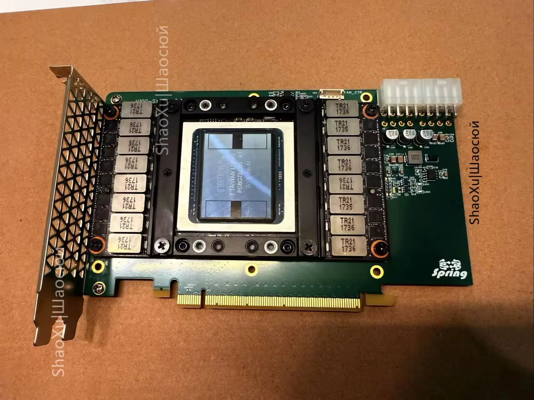 TeslaV100PCIe16GBHBM2GPU+water-cooledAccelerator