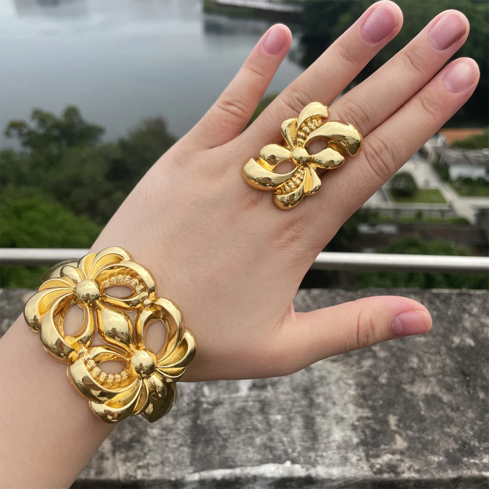 

African Luxury Bracelet Rings Dubai Gold Color Women Hollow Flower Cuff Bangle Fashion Large Ring Design Jewelry Birthday Gift