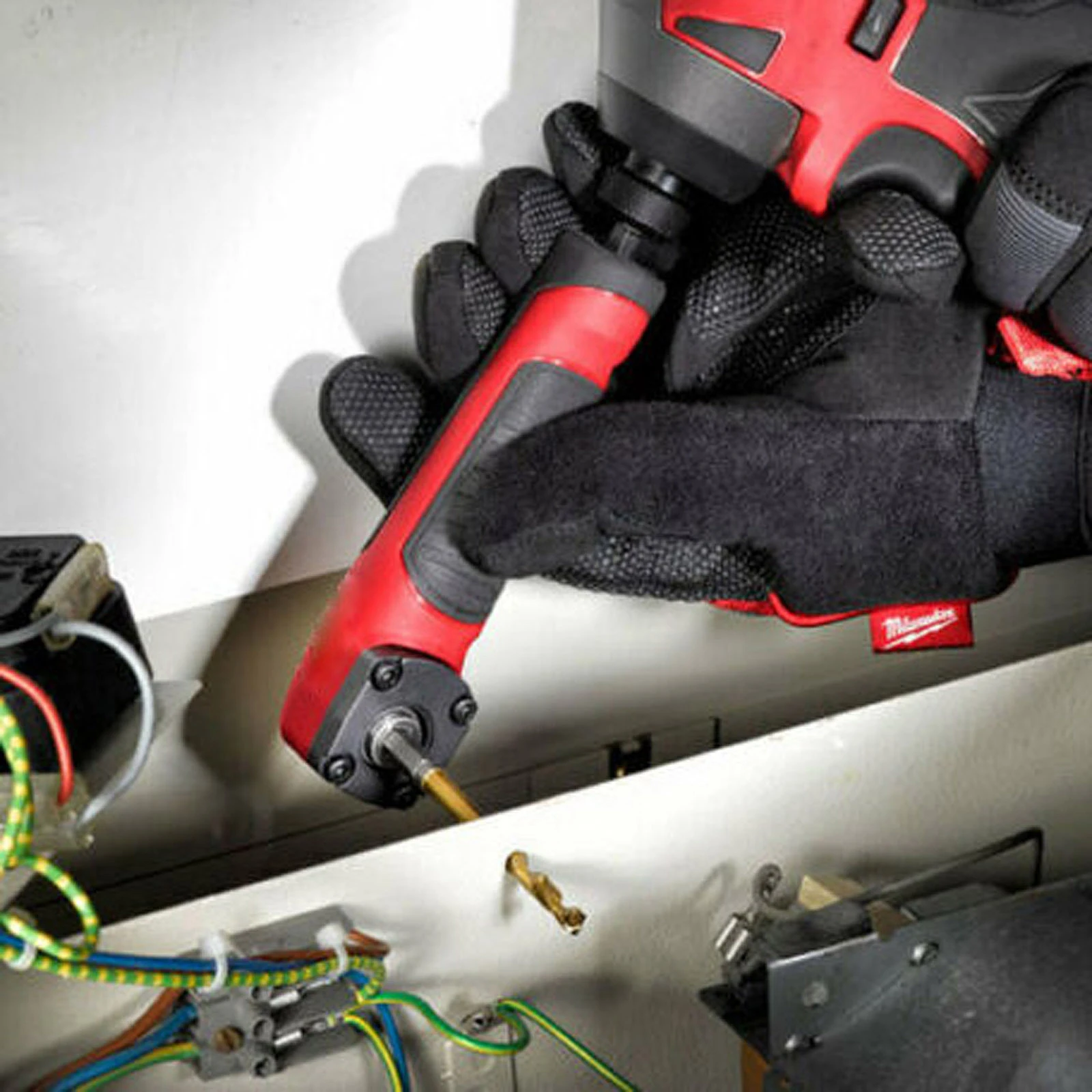 thumbnail image 2 of 90 Degree Right Angle Drill Attachment - Corner Screwdriver Adapter For Tight Spaces, With 10 Bits 2 of 10