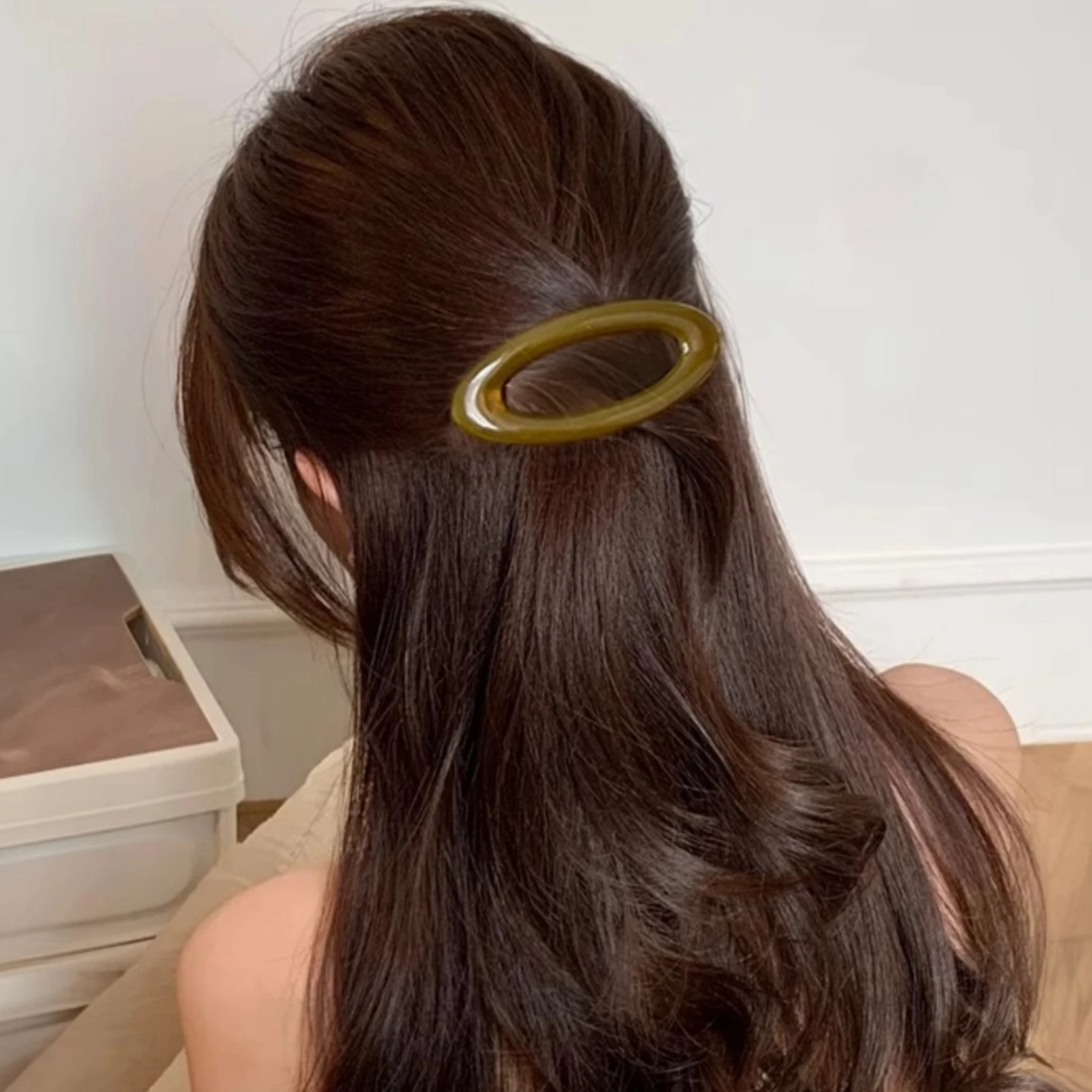 Korean Big Spring Hair Claw Clips Women Metal Jelly Ponytail Holder Hairpin Barrettes Fashion Girls Hair Accessories Hairgrip