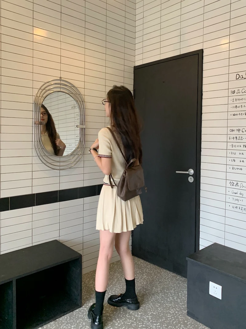 Autumn Knitted Two-piece Skirt Set Women Turn-down Collar Short Sleeve Top Pleated Mini Skirt Korean Fashion Knitting Outfits