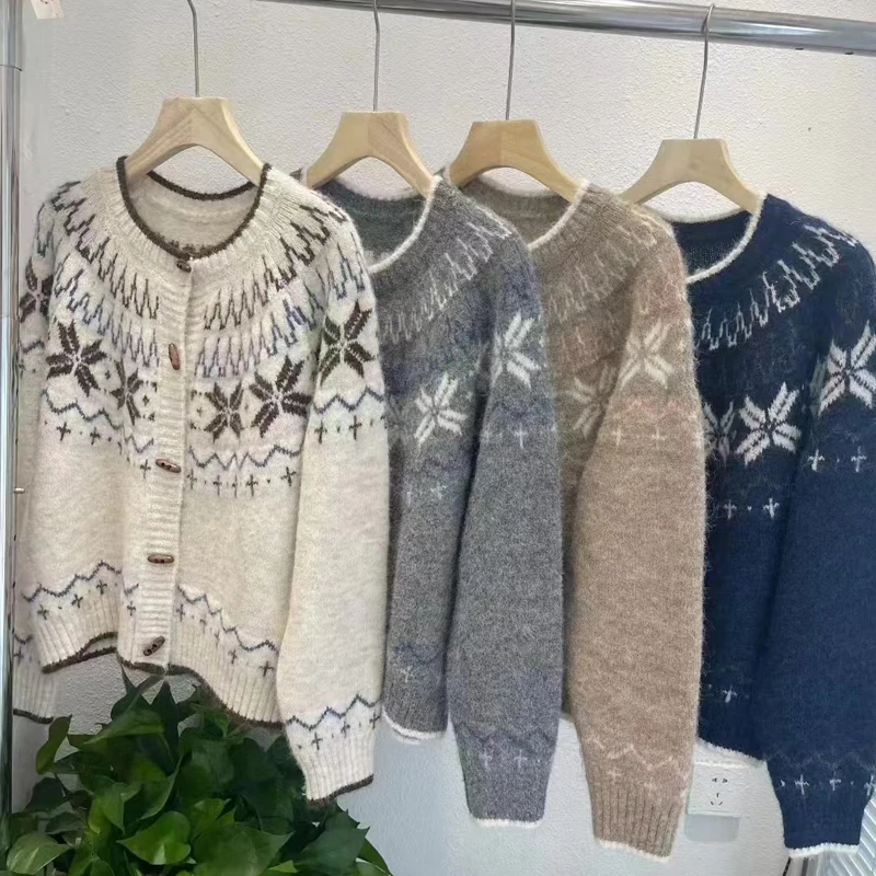 New Women's Crew Neck Cardigan Knitted Sweater Fashionable Autumn and Winter Retro Loose Single-breasted Knitwear Jacket