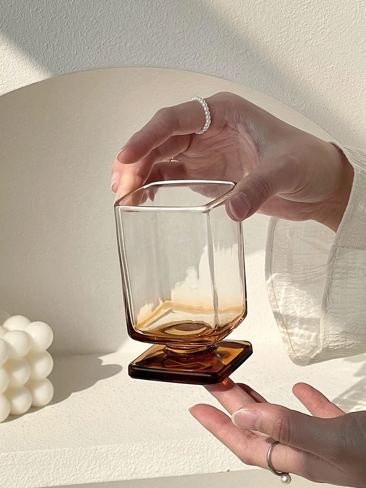 Retro Design Glass Cup for Home Use Beverage Whiskey Cotail Glasses High Aesthetic Value Small  Design Sense