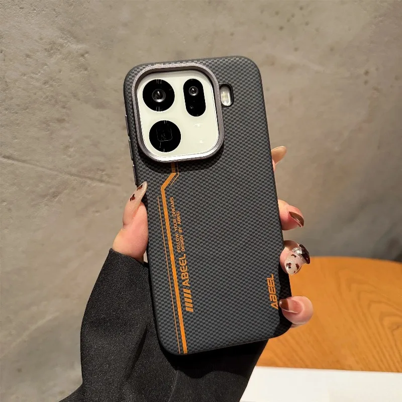 Premium Kevlar Carbon Fiber Magnetic Wireless Charging Shockproof Case