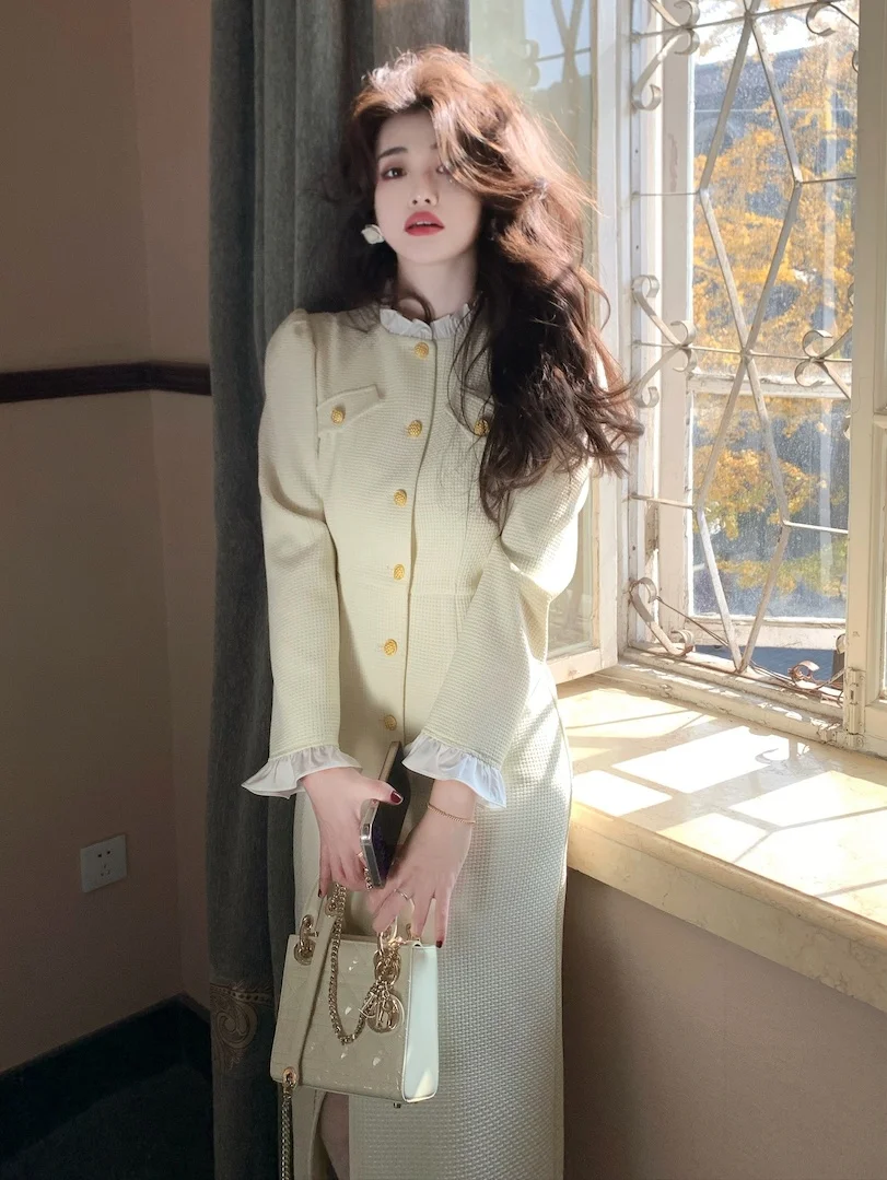 

Winter Atmosphere Thick Material Dark Pattern Plaid Dress