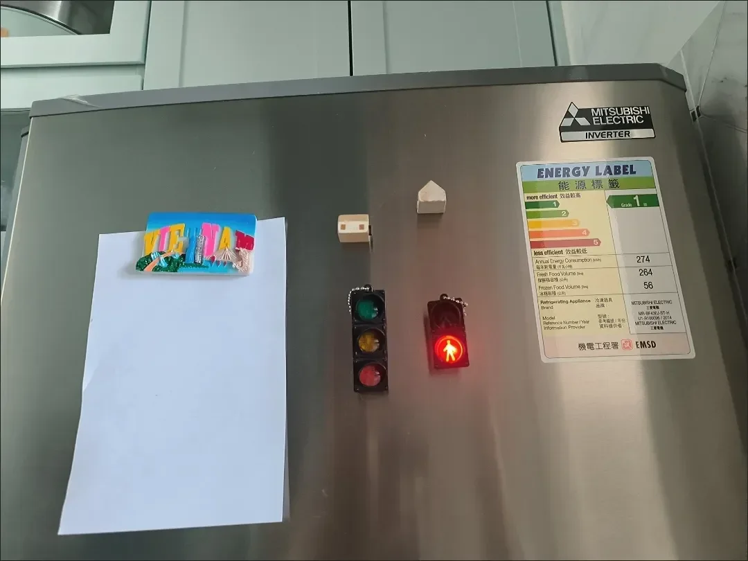Neue Ampel-Magnet-Kühlschrankaufkleber Verkehrsspielzeug Fußgängerampel Kreative Magnetische Dekorationszubehör – Detail 10