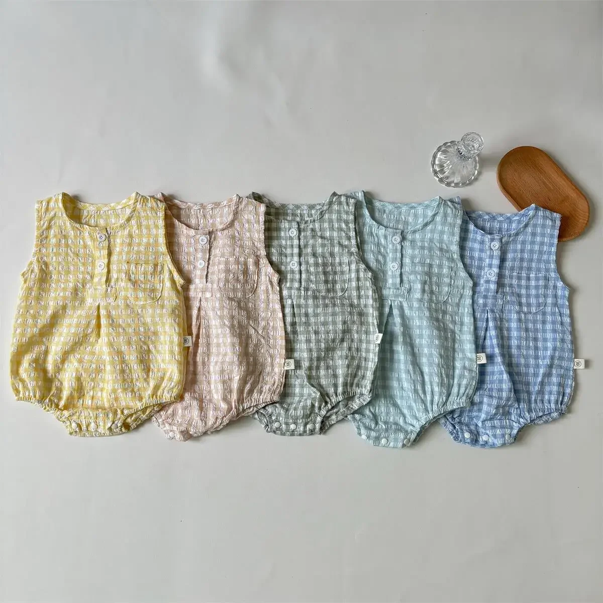 Lightweight Sleeveless Romper Baby Boys Girls Summer Outfit Cotton Plaid Triangle Bib Overalls Crawling Clothes for Babies