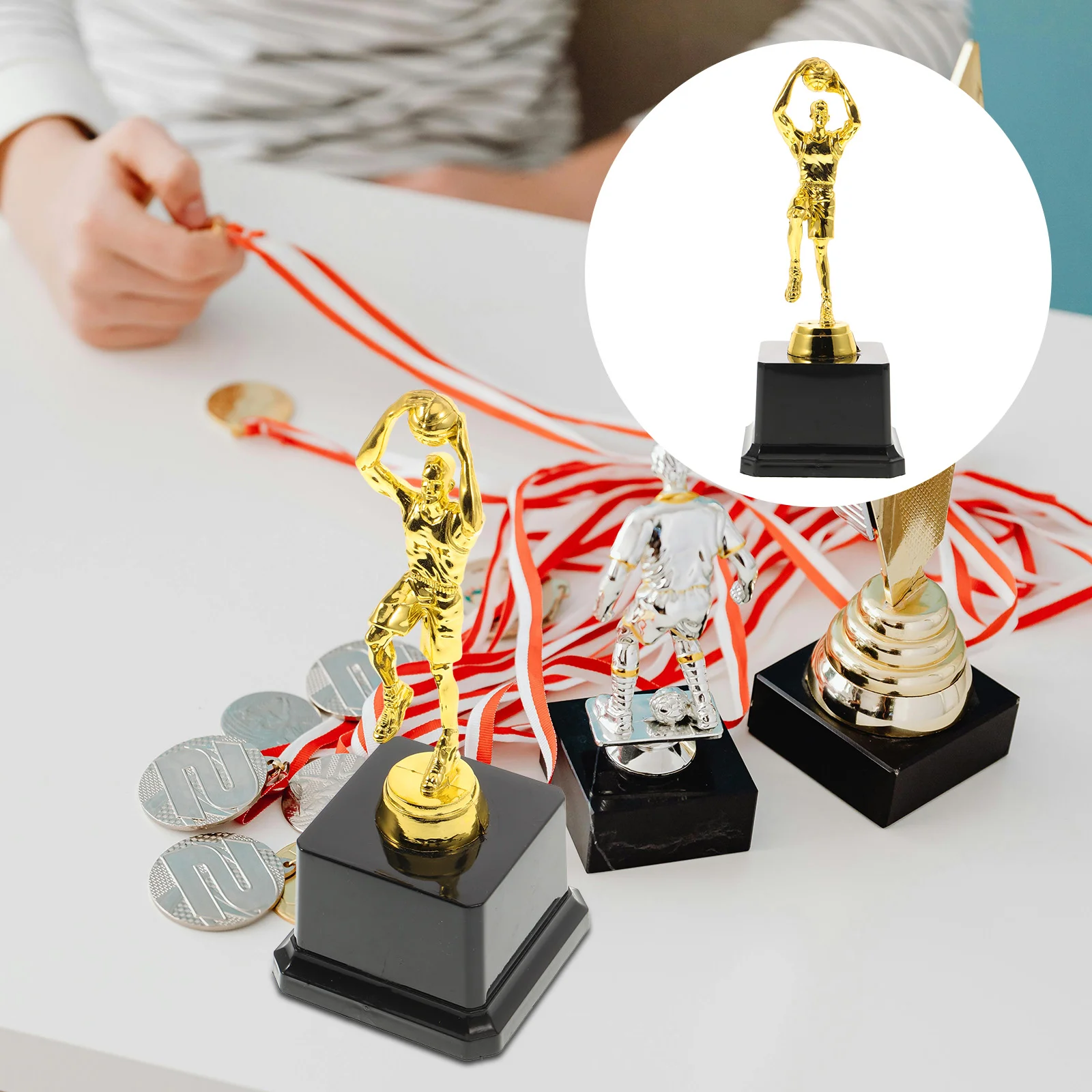 

Basketball Trophies Plastic Basketball Figure Trophy Prime for Tournaments Competitions (Golden)