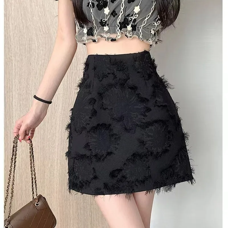 Fashionable and Trendy Tassel Feather Flocked Skirt New 2024 Spring/summer Buttocks Wrapped A-line Skirt women s two piece 2024 summer color fashion casual short and buttocks high waist wide leg pants set temperament commuting