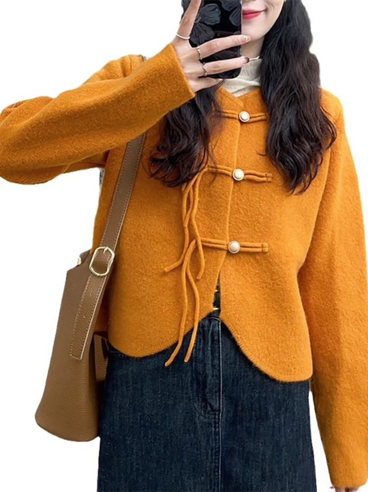 

New Chinese Style Tassel Button Up Cardigan Sweater Women in Autumn and Winter 2023 New Hig Super Beautiful Knitted Jacket Top