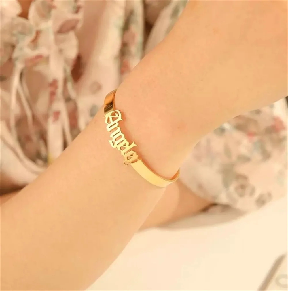

Custom Name Bangle for Women Personalized Stainless steel Adjustable Open Letters Gold Bracelet Nameplate Bangles Jewelry