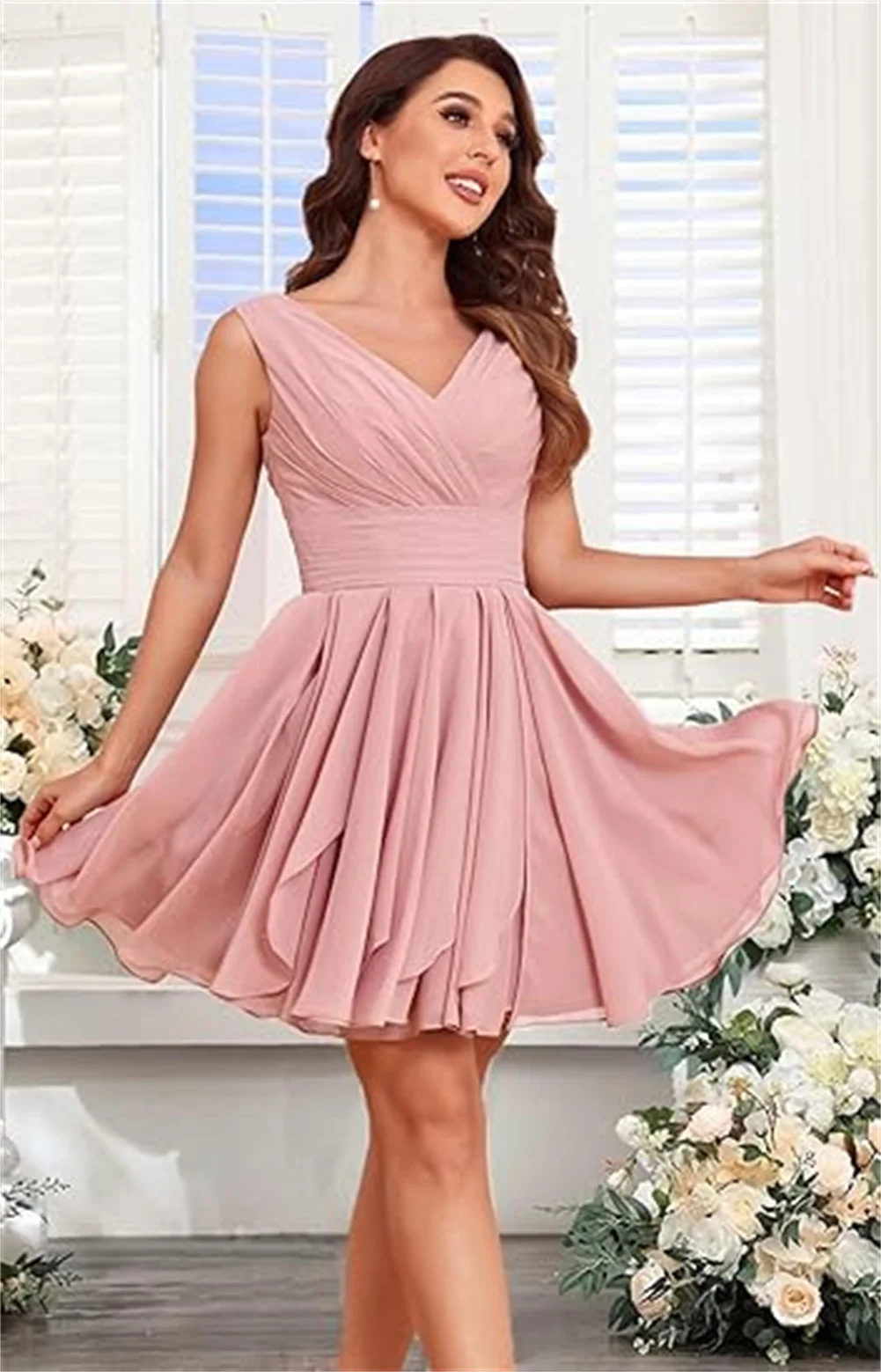 Sleeveless V Neck Chiffon Short Bridesmaid Dress With Pockets A Line Pleats Homecoming Dress For Teen Mini Party Gown
