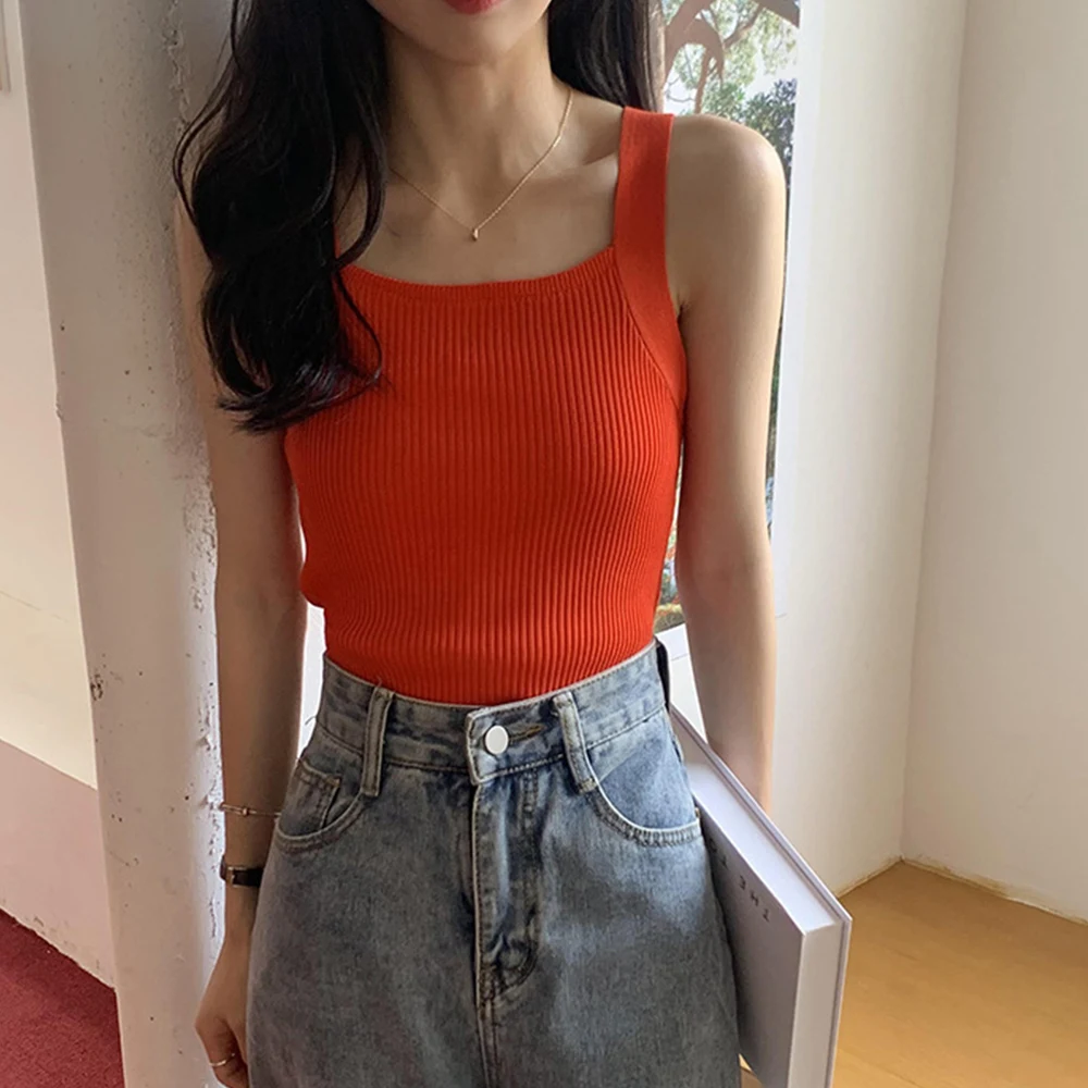 

2024 Summer Women Red Crop Tops Strapy Casual Sleeveless Tank Tops Cute Casual Tops Breathable Plain Camisole Square Tops