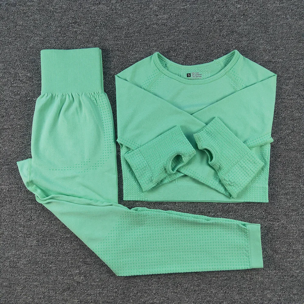 Spring 2022 Seamless Fitness Fashion Hot Dot Yoga Long Sleeves Crop Top High Waist Legging Hiking Set