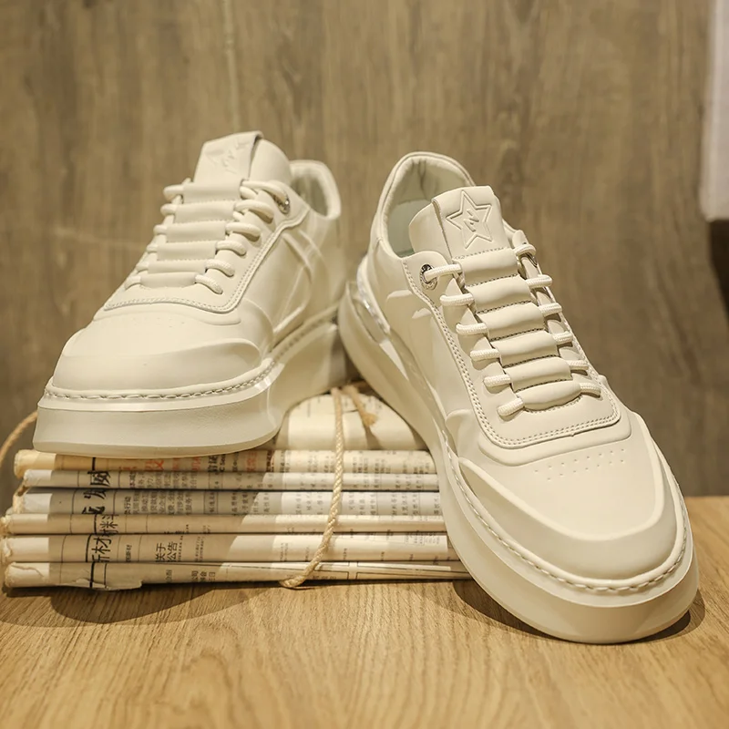 Fashionable Men's Genuine Leather Casual Shoes Thick Soled Small White Shoes Men's Sports Shoes Versatile Trendy Shoes