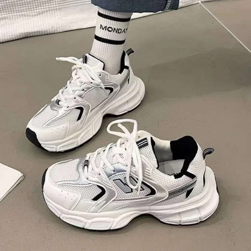 Spring and Autumn Ins Style Casual Lace-up Thick-soled Sports Shoes Letter Brand Design Breathable Mesh Skateboard Shoes