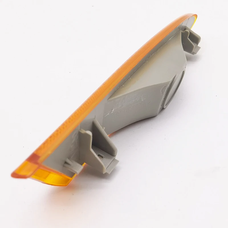 FOR JAGUAR XJ X350 Bumper Reflector C2C2053 C2C2048