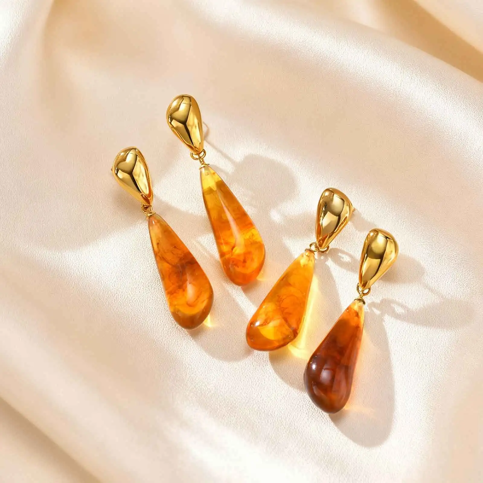 Vintage-Ohrringe in Wassertropfenform aus Kunstharz für Damen, lange Ohrringe aus vergoldetem Edelstahl, modisches Ohrschmuck-Geschenk