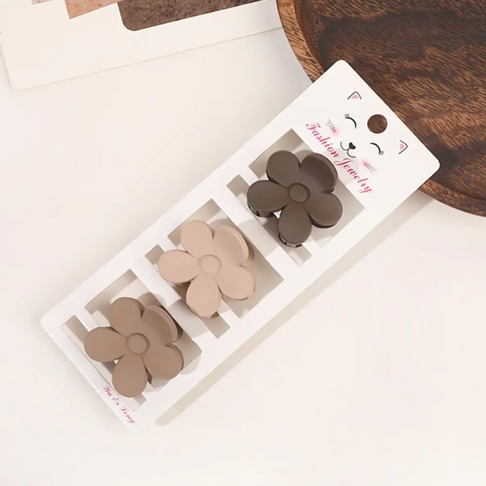 Set di 3 mollette per capelli geometriche opache per donna_voghion.com