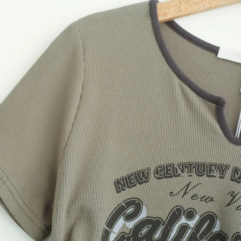 [TMAKER] SILVER JELLY LETTERING CROP T-SHIRTS★韓國 SILVER JELLY LETTERING CROP T-SHIRTS BK - 감도 깊은 취향