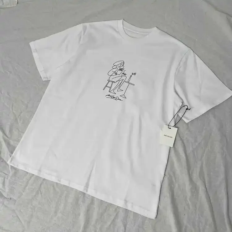 2025 New Men's and Women's Same Summer Pure Cotton Printing Short Sleeves Are Simple, Casual and Comfortable 4