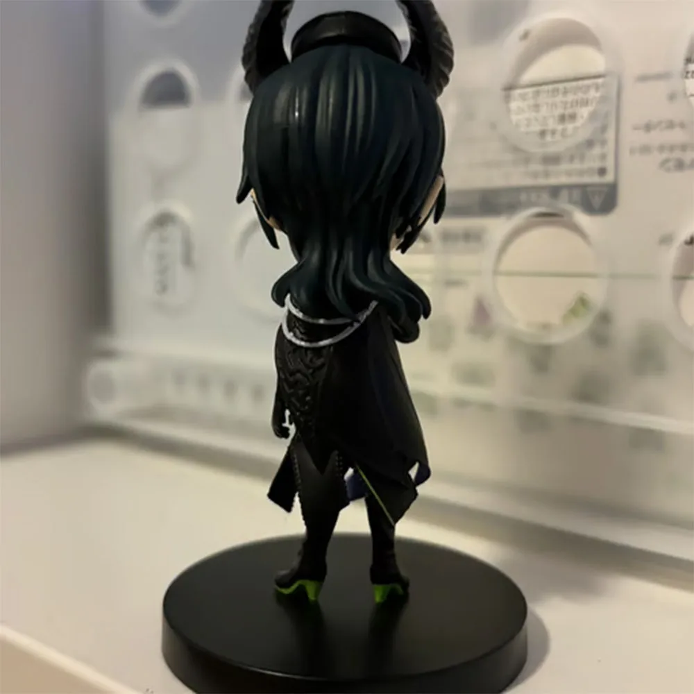 Scf00fe1cef1945aeaa4206201064e5dby - Twisted - Wonderland Merch