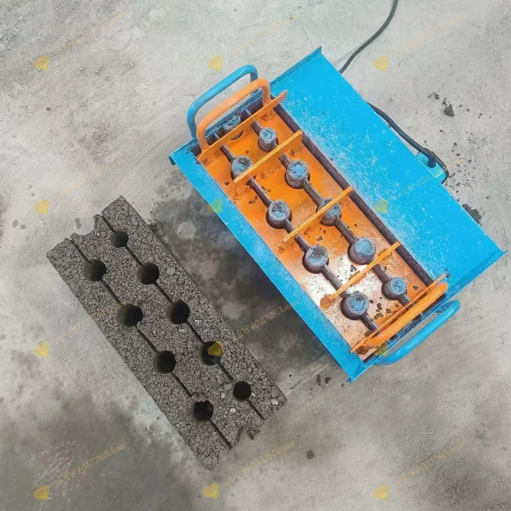 Household portable brick beater, small one hollow brick machine at a time, two-p