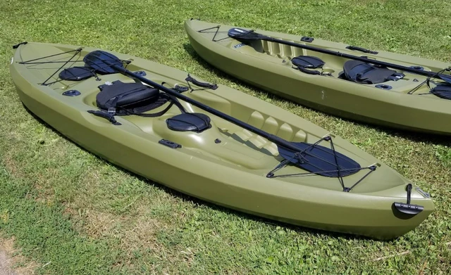 Professional Fishing Kayak Of Rowing Boat 10ft Solid Color
