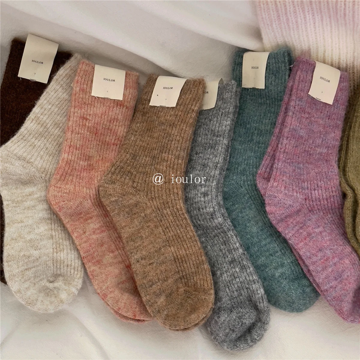 

SP&CITY Thickened Pinstripe Cashmere Women's Middle Tube Socks Winter Warm Pile Stockings Casual Wool Breathable Korean Sock