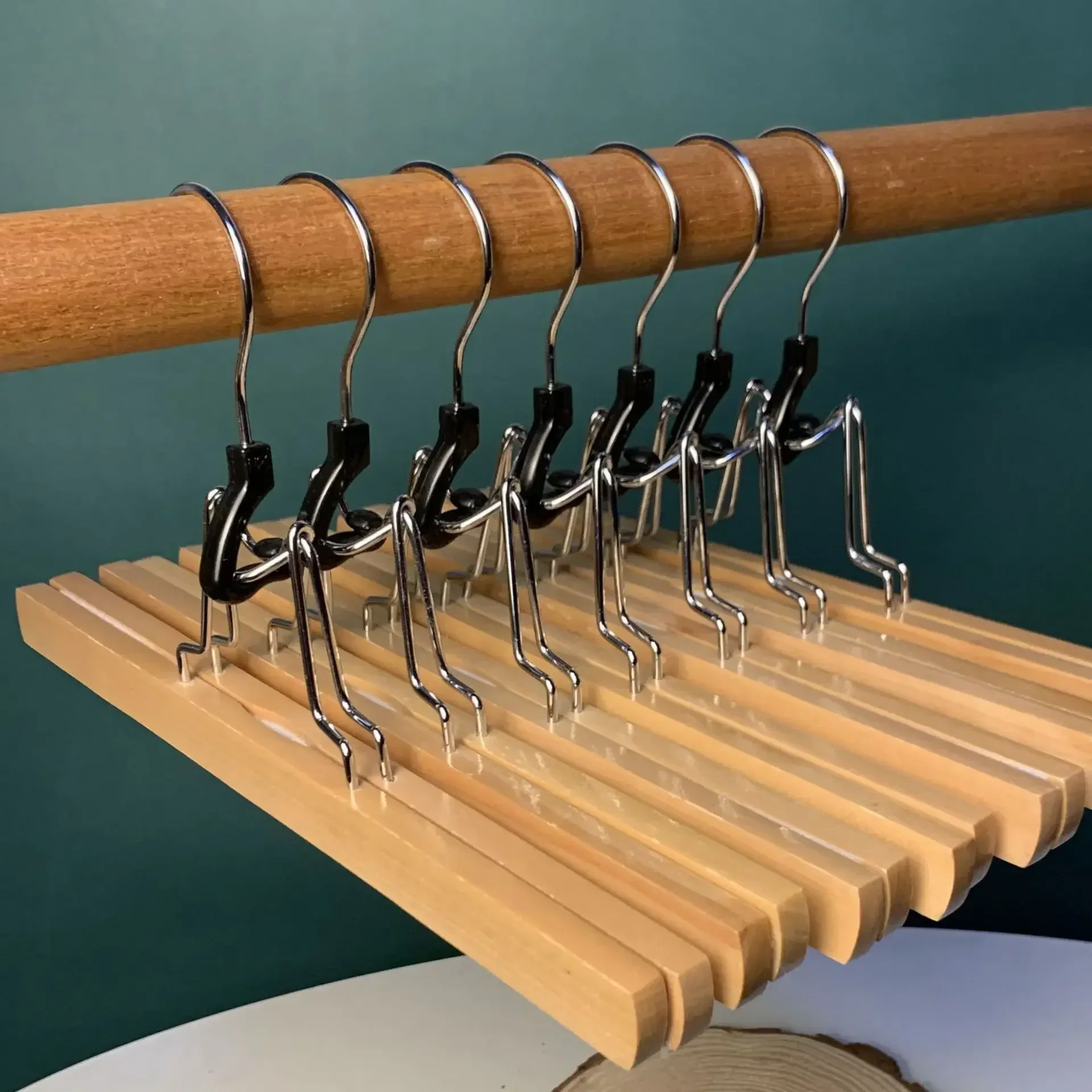 프리미엄 솔리드 우드 바지 행어, 미끄럼 방지 스폰지, 청바지 스커트 슬랙스, 클램프 행거, 다기능 랙, 5 팩, 10 팩