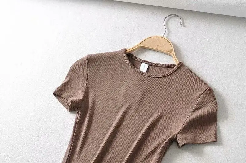 Moda Casual 2023 Estate Donna Slim Fit t-shirt attillata in cotone a maniche corte O-Collo tee Crop Tops688_voghion.com