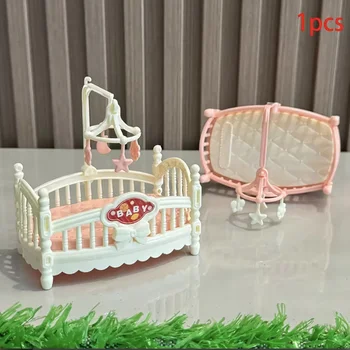 1 Pezzo Culla in Miniatura per Casa delle Bambole, Arredamento per Camera da Letto, Decorazione da Scrivania, Miniature Affascinanti per Camera da Letto, D